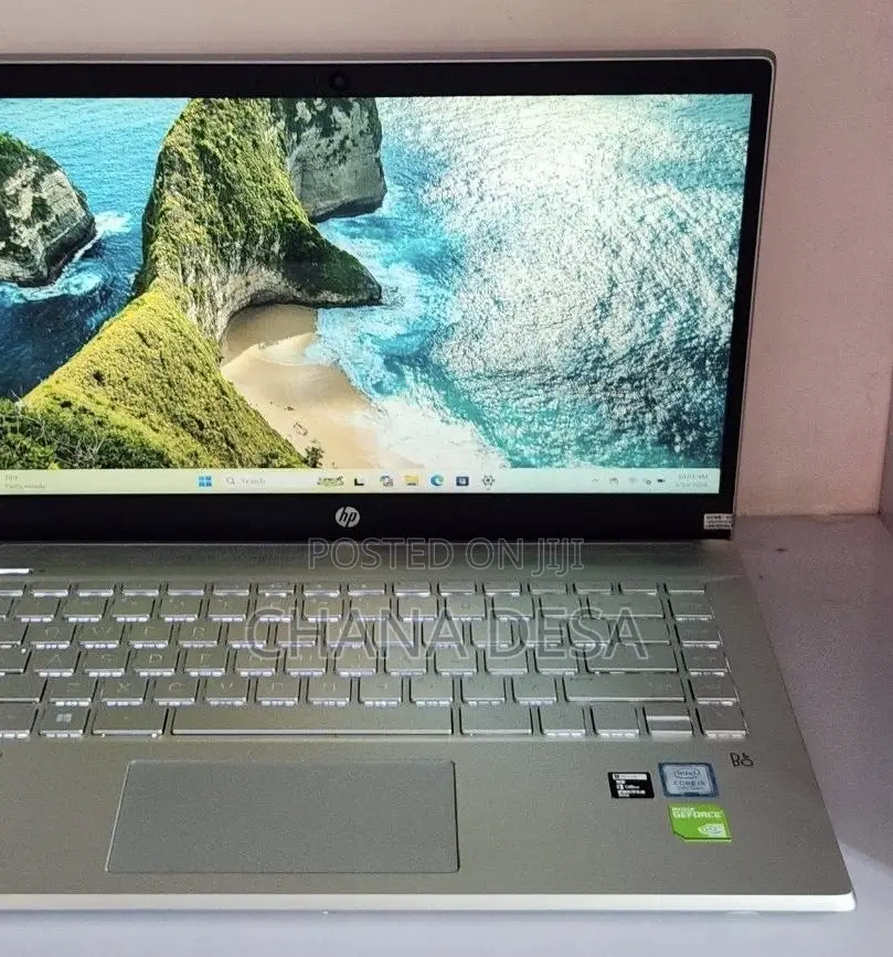 New Laptop HP 8GB Intel Core i5 HDD+SSD 1T