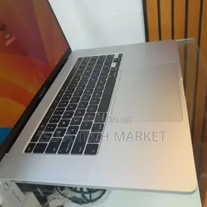 New Laptop Apple MacBook Pro 2019 32GB Intel Core i9 SSD 1T