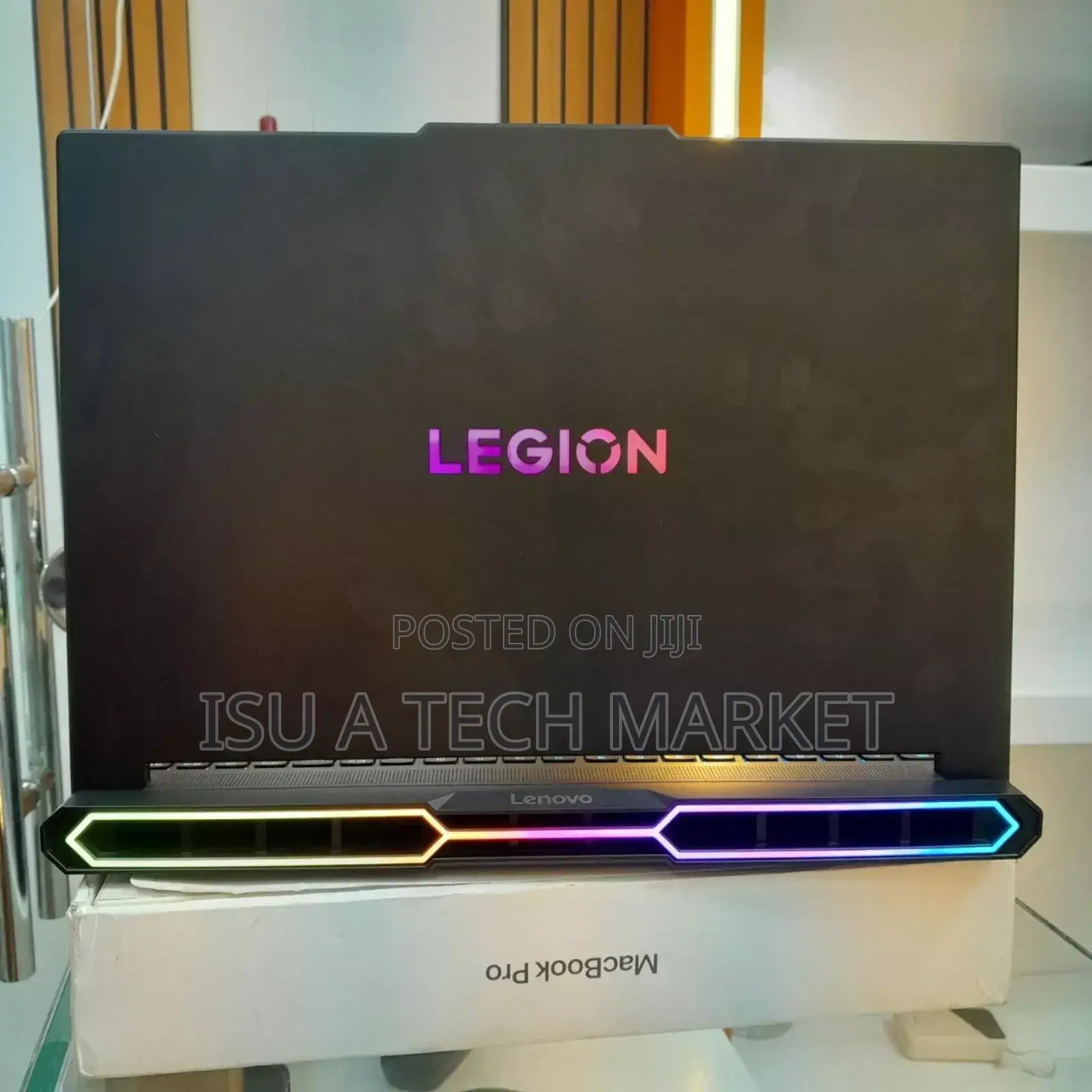 New Laptop Lenovo Legion Pro 7 64GB Intel Core Ultra 9 SSD 2T