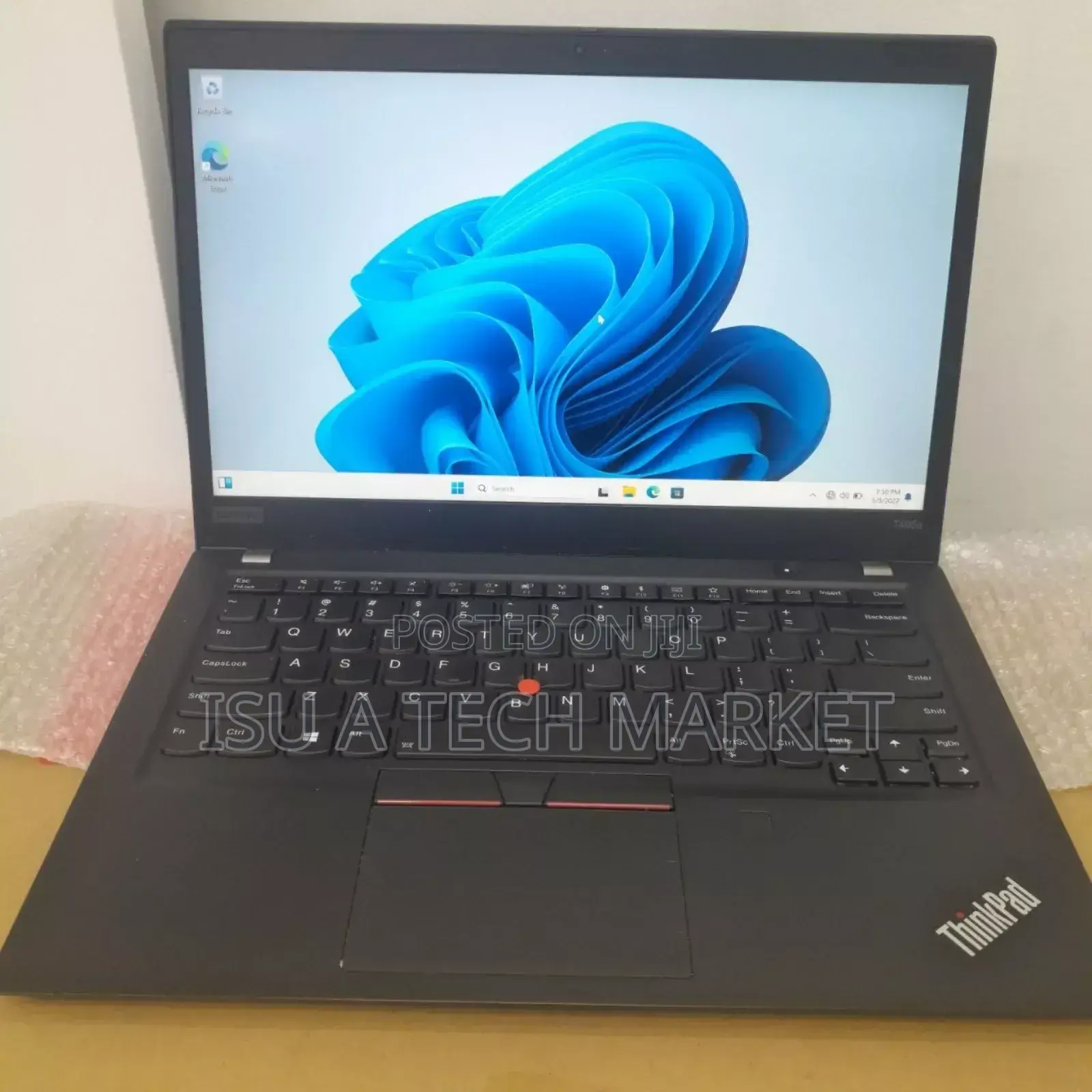 New Laptop Lenovo ThinkPad t495s 16GB AMD Ryzen 7 SSD 512GB