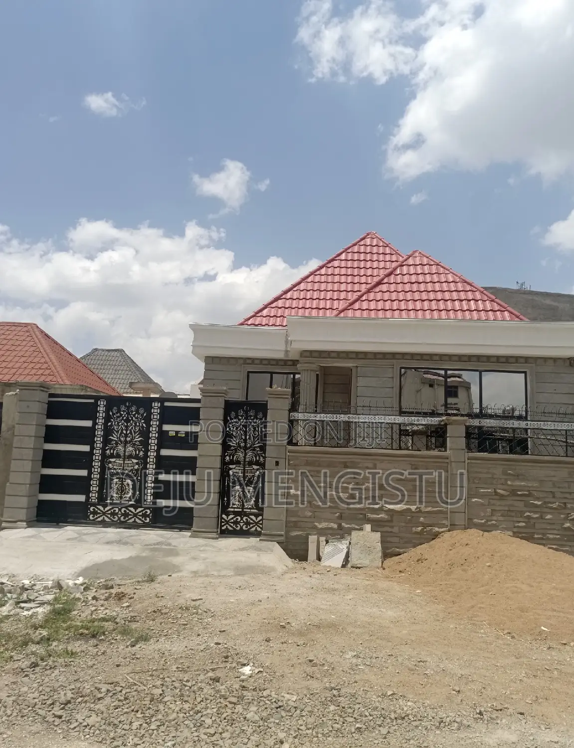 6bdrm Villa in ለገ ጣፎ, Yeka for sale