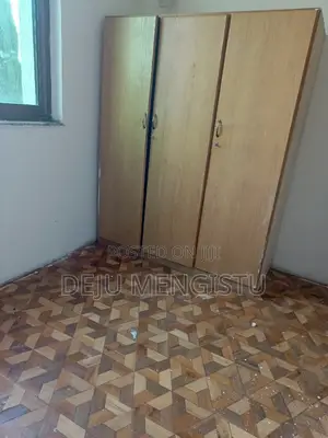 1bdrm Shared Apartment in ሰሚት ፍየል ቤት, Bole for rent