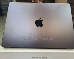 New Laptop Apple MacBook Pro 2025 M5 14-inch 16GB Apple M5 SSD 512GB