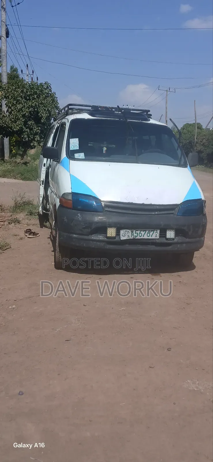 Toyota HiAce 1998 White