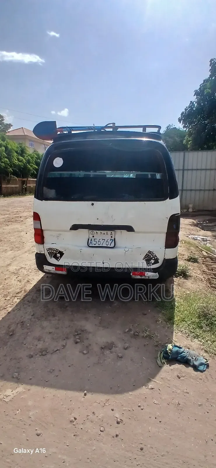 Toyota HiAce 1998 White
