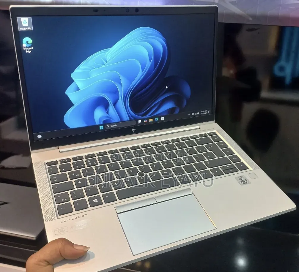 New Laptop HP EliteBook 840 G7 16GB Intel Core i5 SSD 512GB