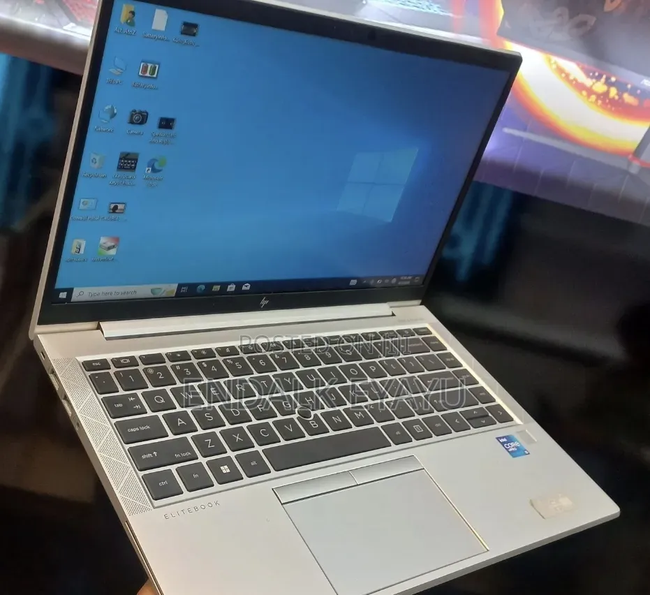 New Laptop HP EliteBook 840 G8 16GB Intel Core i5 SSD 512GB