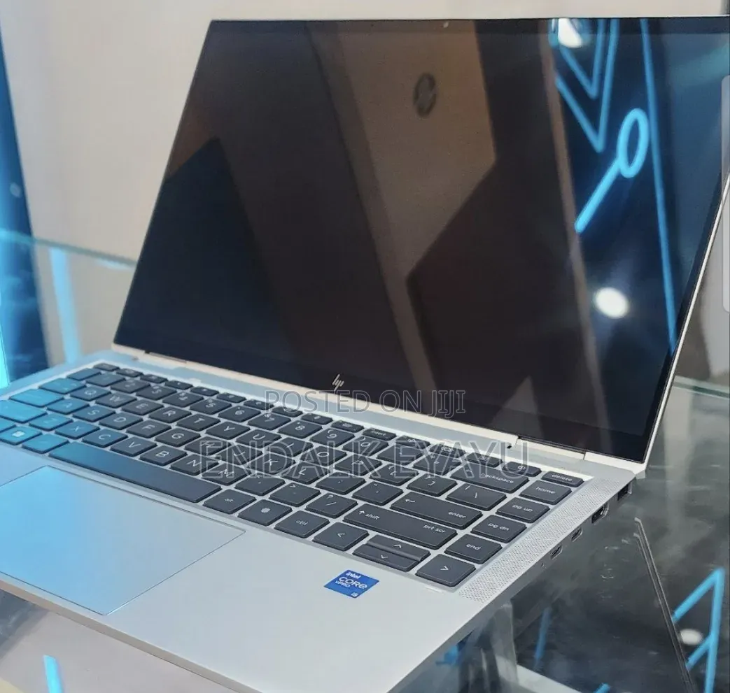New Laptop HP EliteBook 1040 G8 16GB Intel Core i7 SSD 512GB
