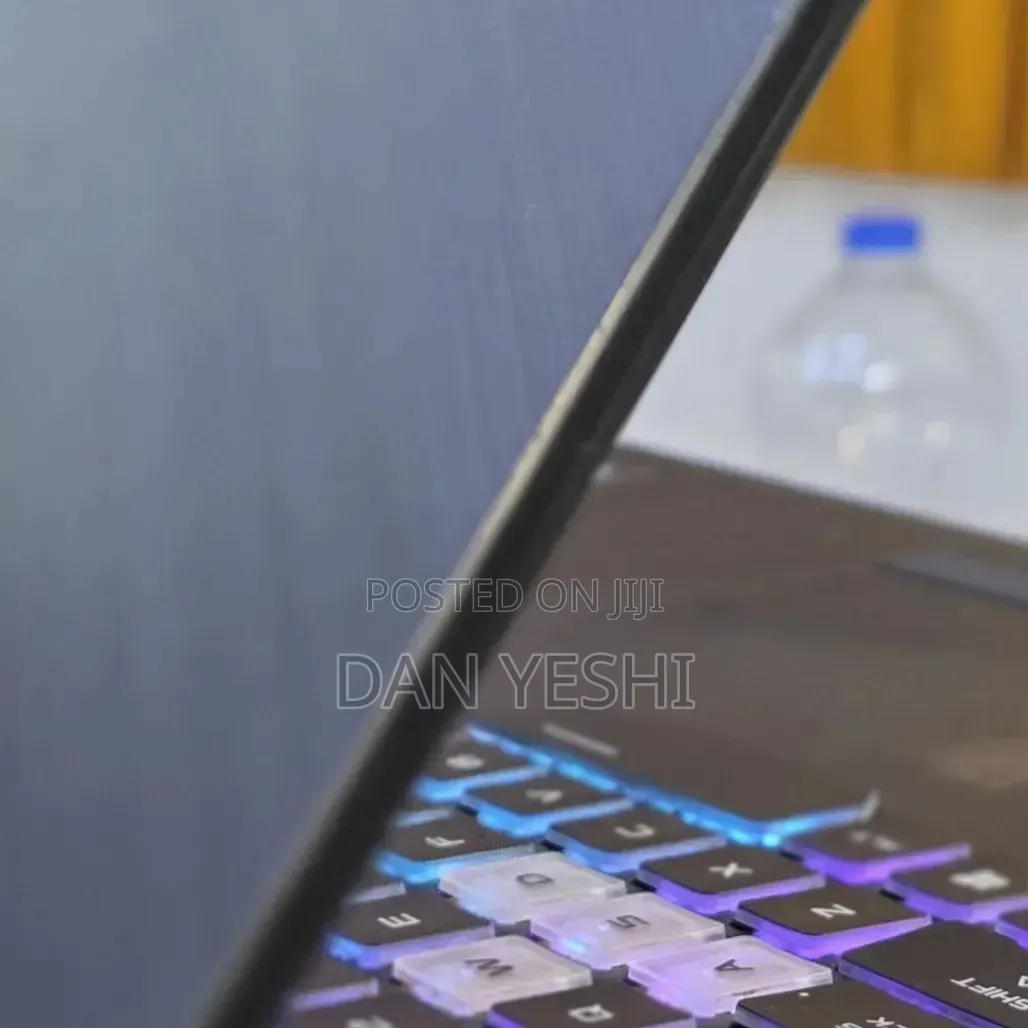 New Laptop Asus 16GB Intel Core i7 SSD 512GB