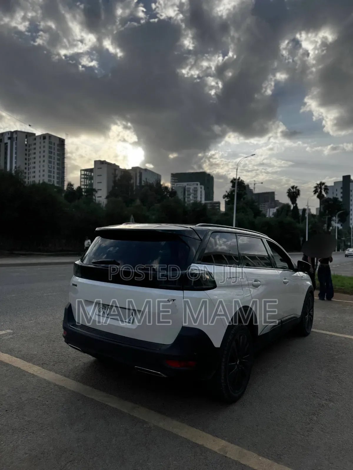 Peugeot 5008 2022 White