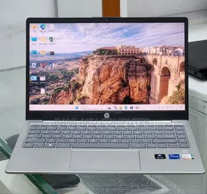 New Laptop HP Stream Notebook 16GB Intel Core i5 SSD 1T