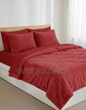 Velvet Fabric Comforter