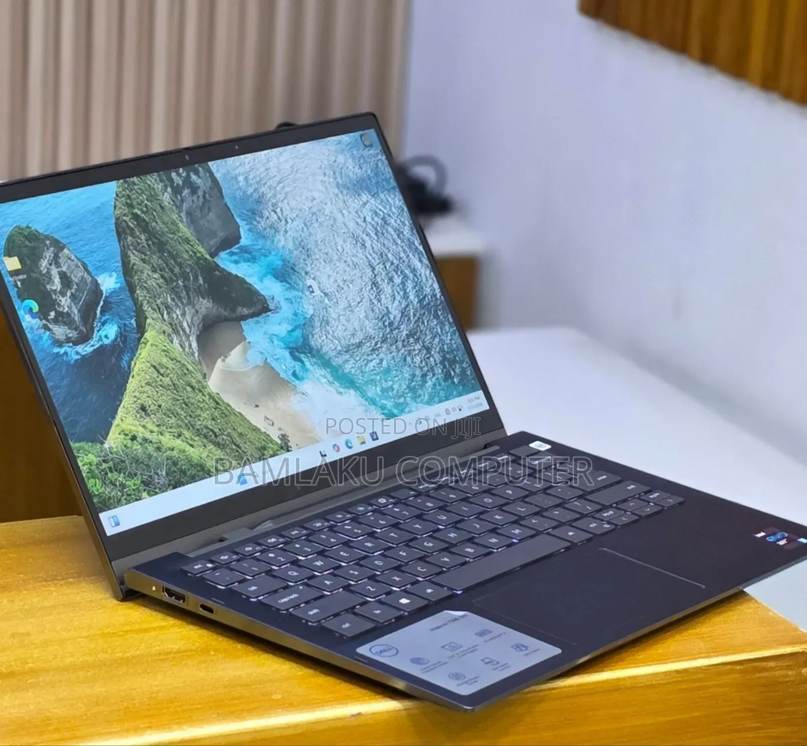 New Laptop Dell Inspiron 7306 16GB Intel Core i7 SSD 512GB