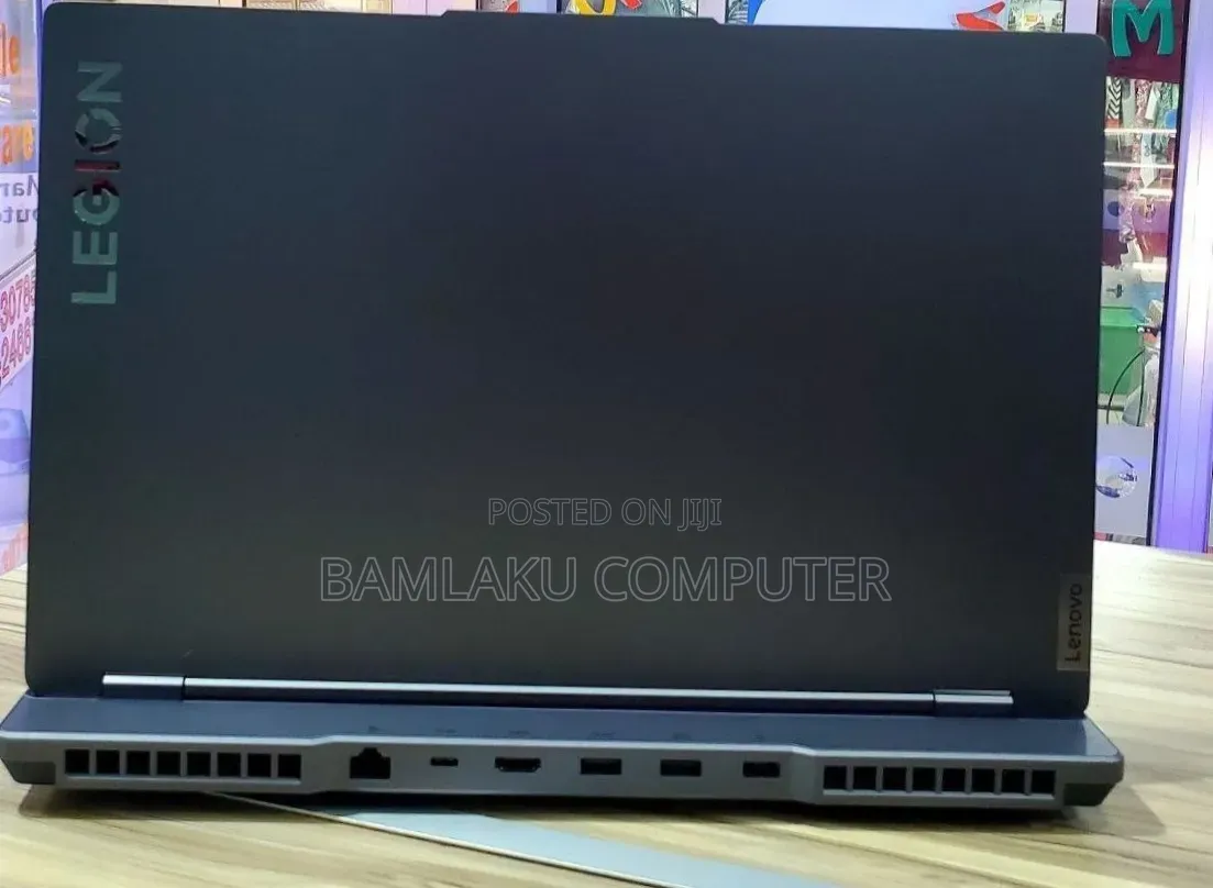 New Laptop Lenovo Legion 5 16GB AMD Ryzen 7 SSD 512GB
