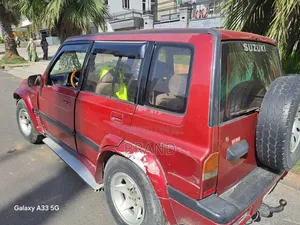 Suzuki Vitara 1992 Red