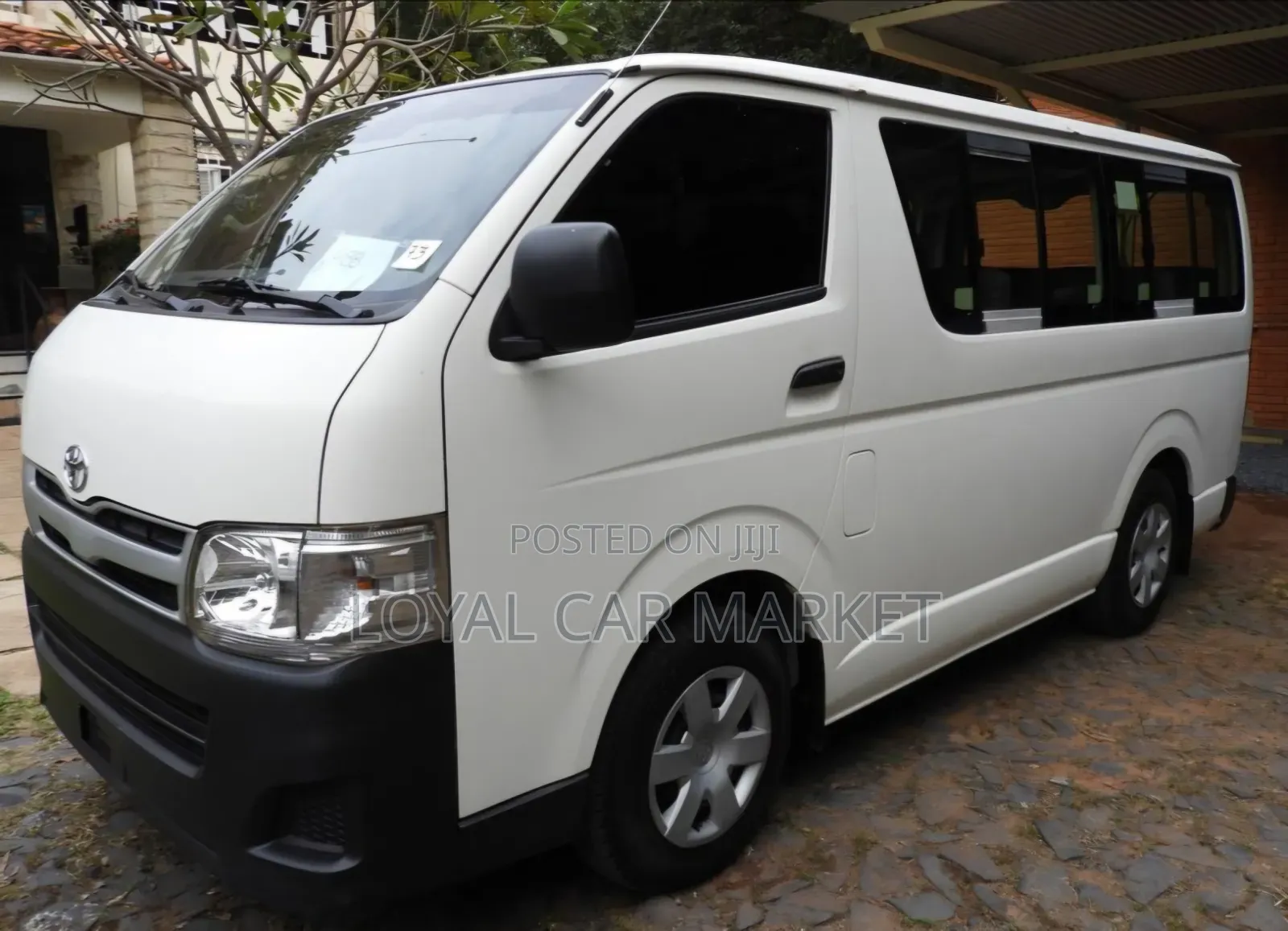 Toyota HiAce 2020 White