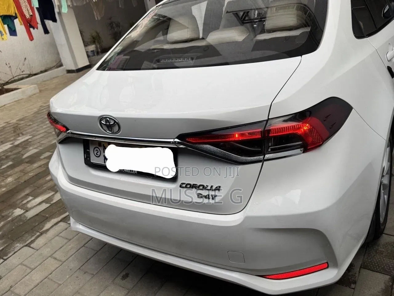 Toyota Corolla LE 2022 White