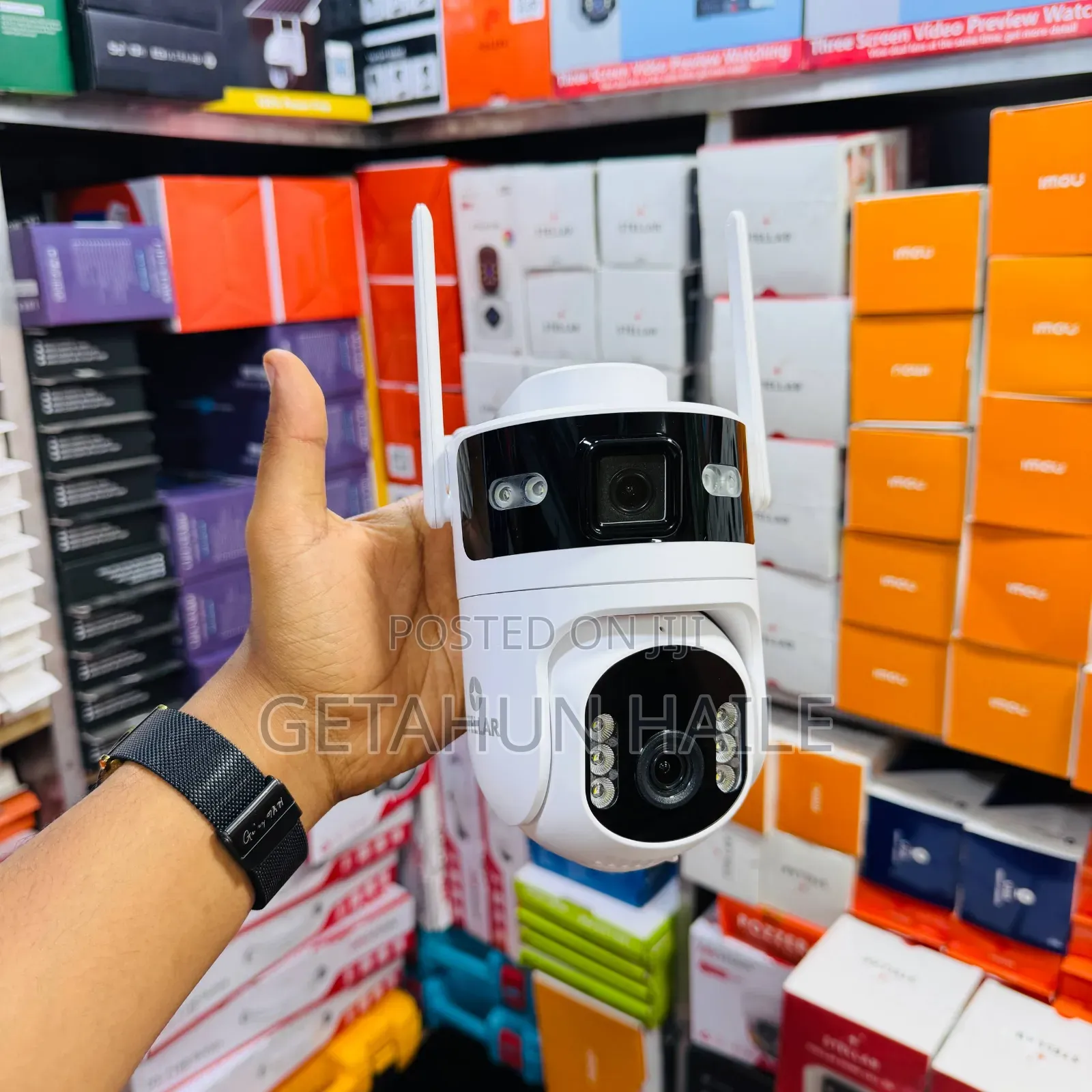 Stellar Aov Dual Lens Solar-Powered Security Camera