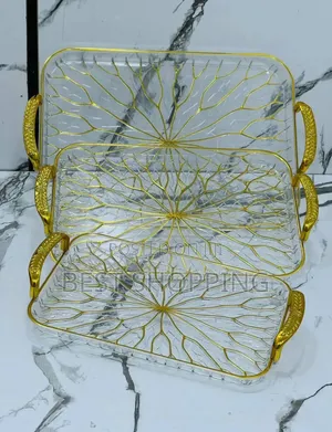 Serving Trays With Golden 3 Pc ሰርቨስ ማቅረቢያ