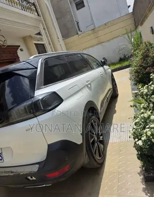 Peugeot 5008 2022 White