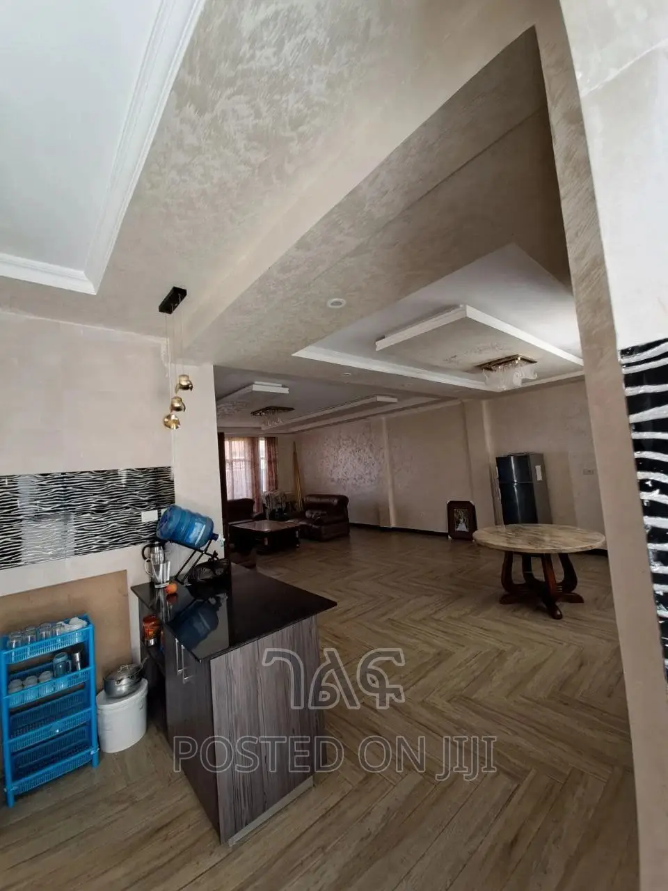 6bdrm House in የግል, Bole for sale