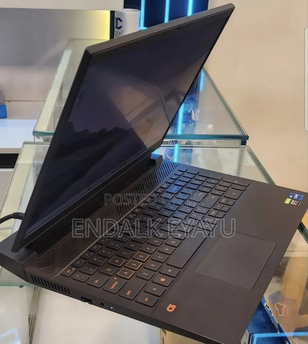 New Laptop Dell G15 5511 16GB Intel Core i7 SSD 512GB