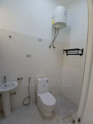 6bdrm House in Dani, Oromia-Finfinne for sale