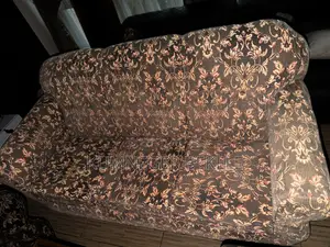 7 Seater Spring Sofa Set (3+2+1+1) With Table