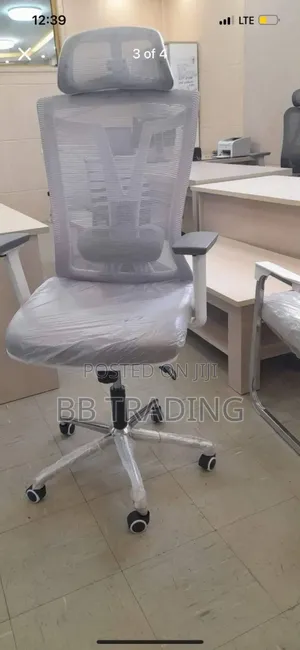 Office and Staff Managerial Half Mesh Chair