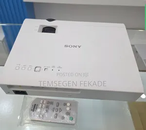 Sony Projector Model Name VPL-Dx100 With Bag Rem