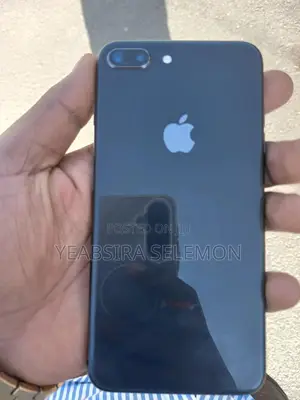 Apple iPhone 8 Plus 64 GB Black