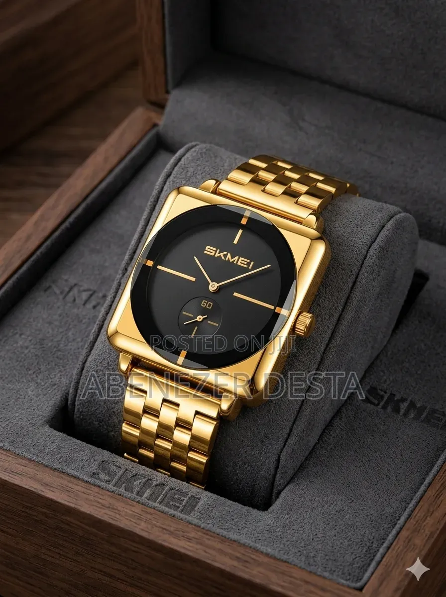 Gold-Toned Skmei 2413 Analog Quartz Watch With a Square