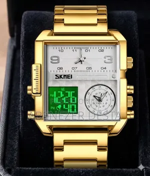 Skmei 1584 Luxury Gold-Tone Digital Analog Men's Watch.
