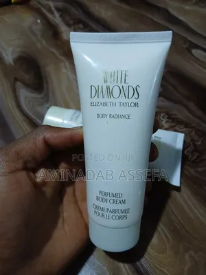 Elizabeth Taylor White Diamonds Body Cream Wash