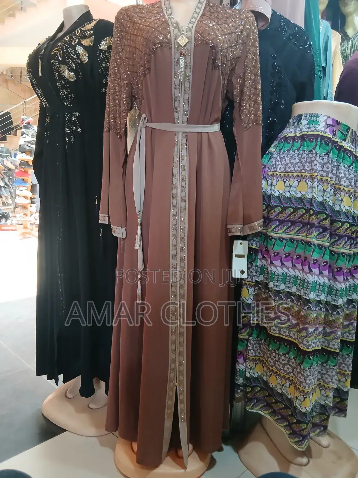 Abaya Ba Kalar