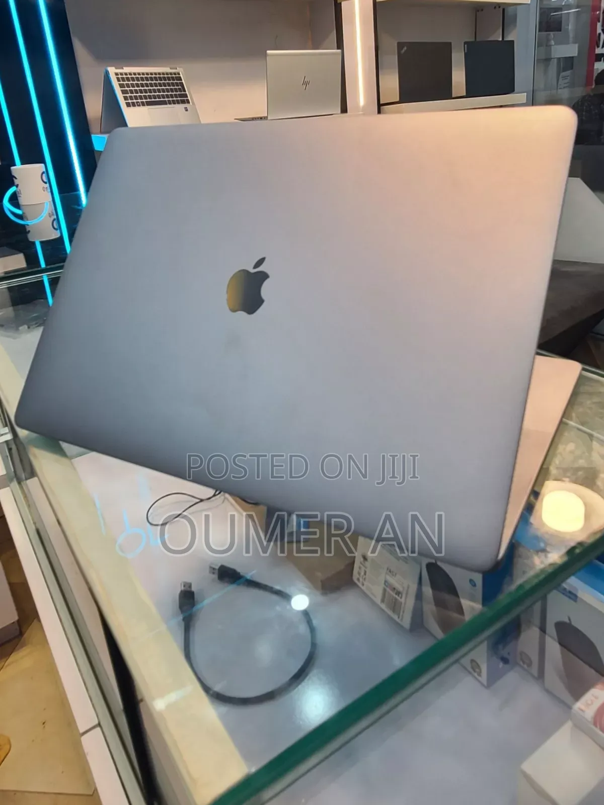 New Laptop Apple MacBook Pro 2019 16GB Intel Core i9 SSD 1T