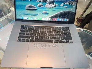 New Laptop Apple MacBook Pro 2019 16GB Intel Core i9 SSD 1T