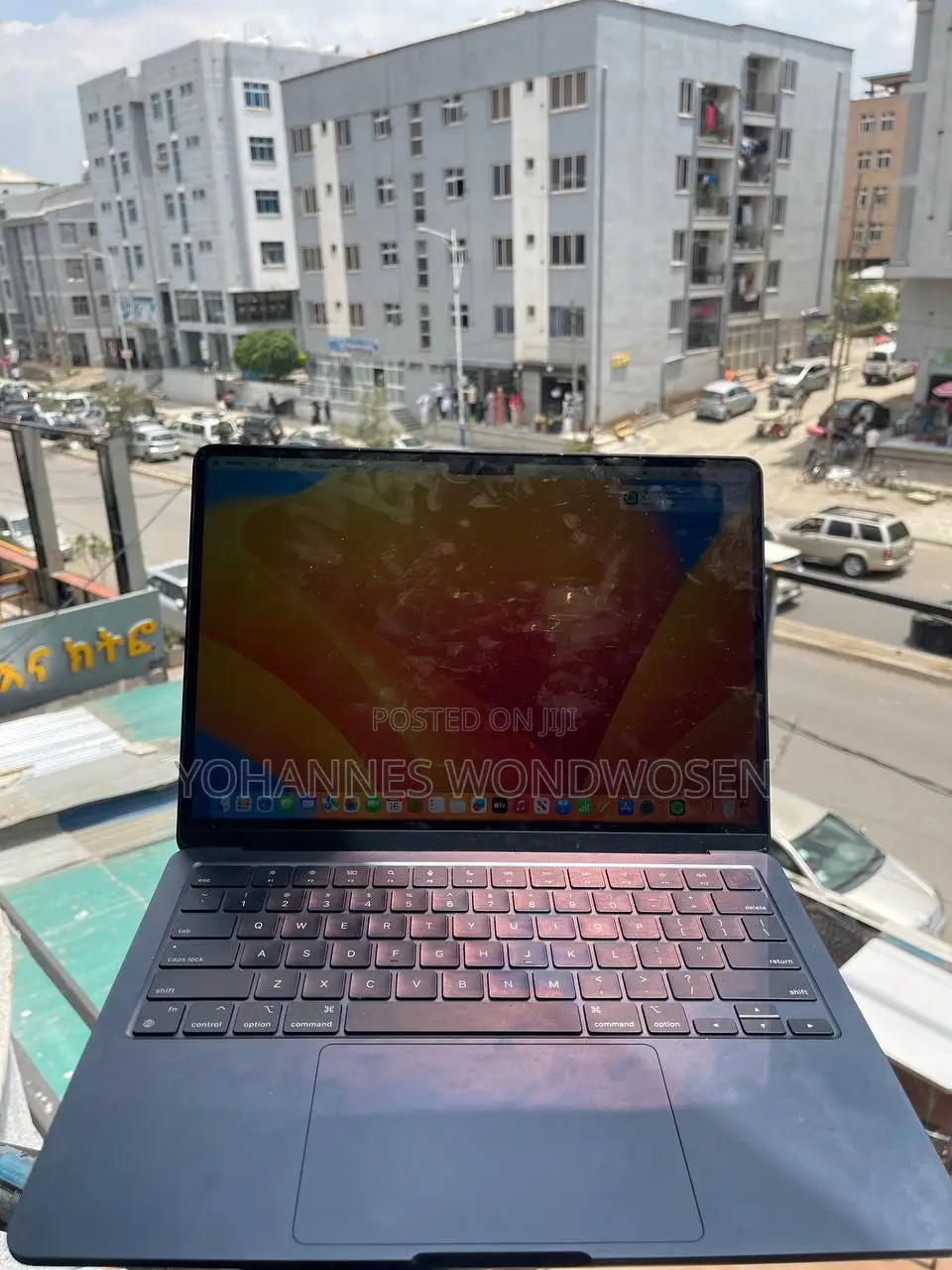 Laptop Apple MacBook Air 2022 M2 8GB Intel Core i9 SSD 256GB