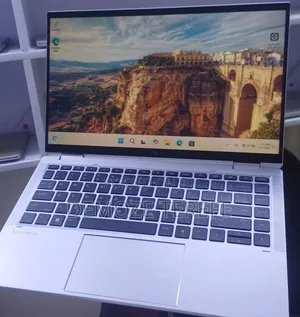 New Laptop HP EliteBook x360 1040 G7 16GB Intel Core i7 SSD 512GB