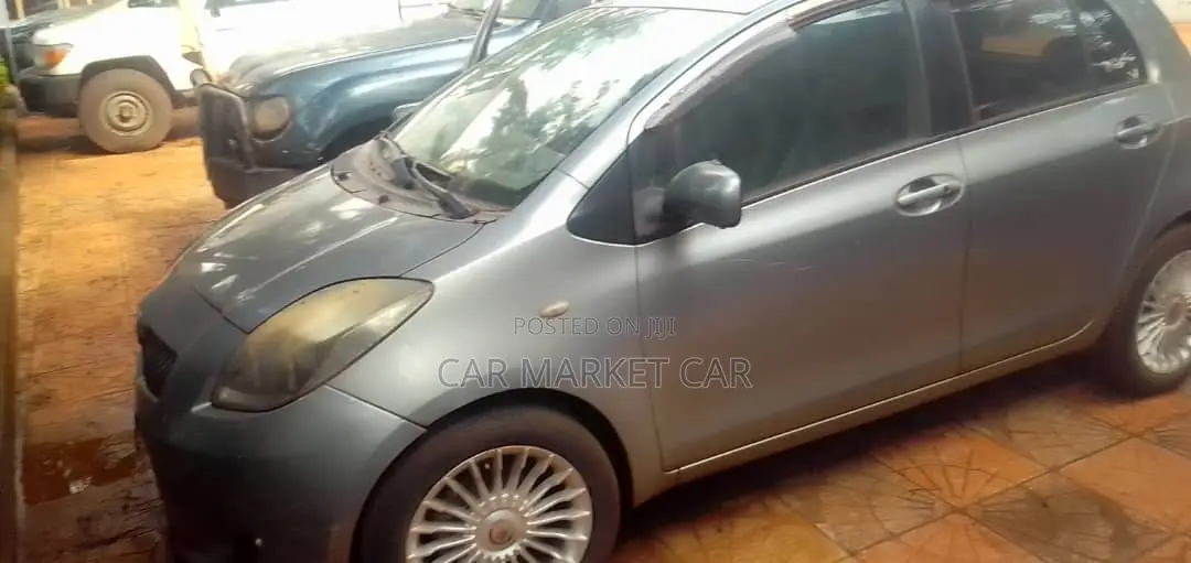 Toyota Yaris 1.0 VVT-i 2007 Gray