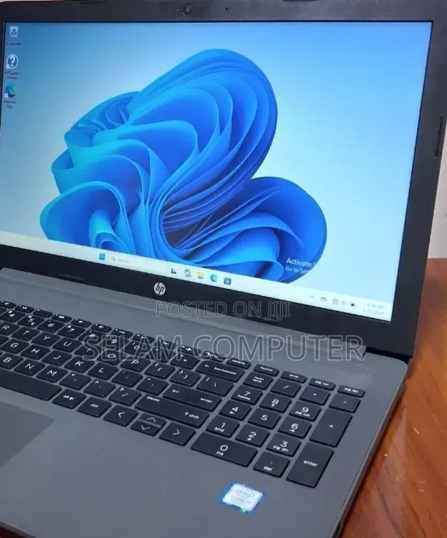New Laptop HP Stream Notebook 8GB Intel Core i7 SSD 256GB