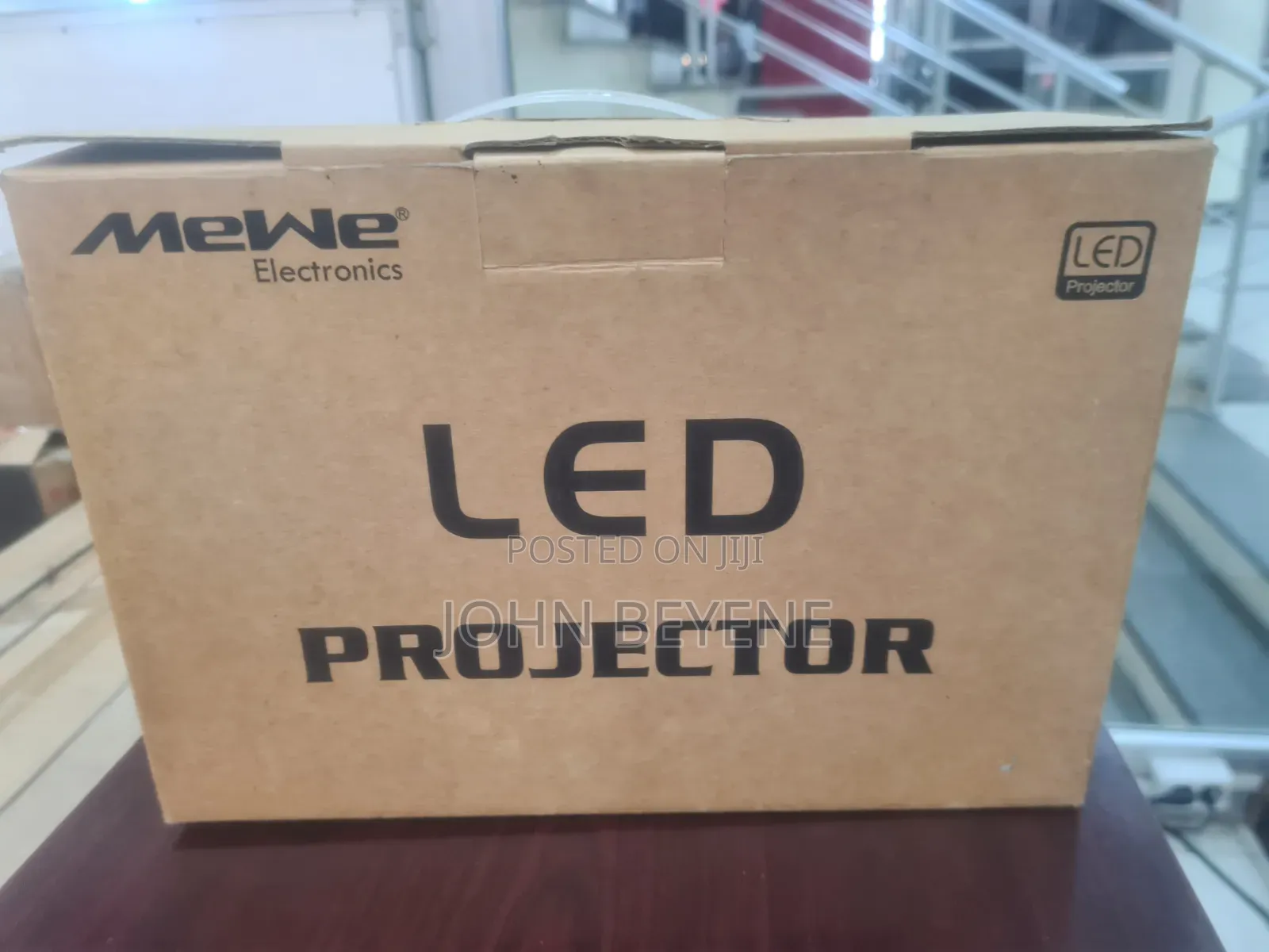Mewe Projector