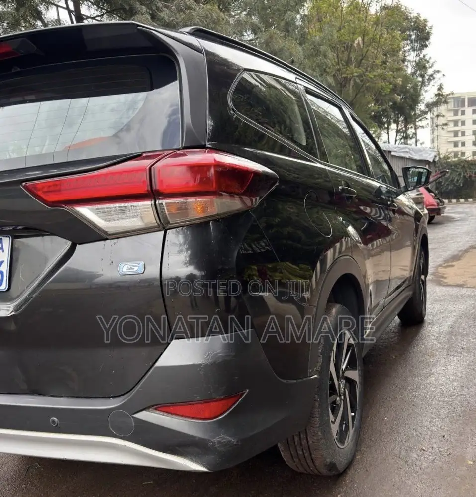 Toyota Rush 2022 Black
