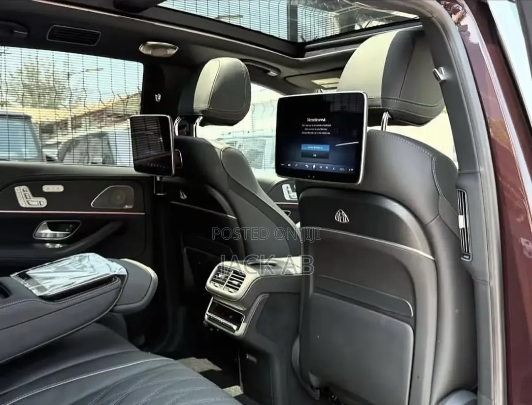 New Mercedes-Benz GLS-Class 2025 Black