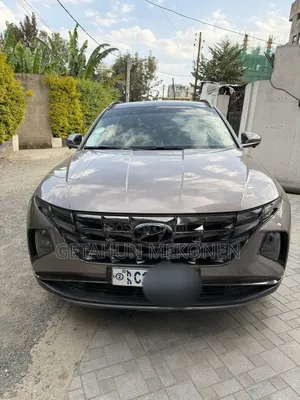 Hyundai Tucson 2022 Gold