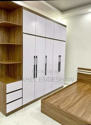 White Laminated MDF Family Closet