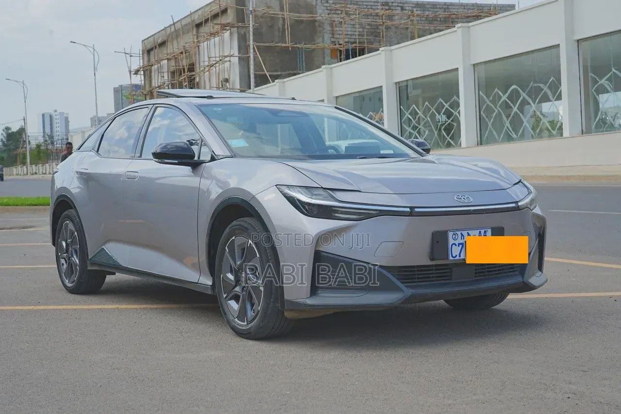 Toyota bZ3 2024 Gray