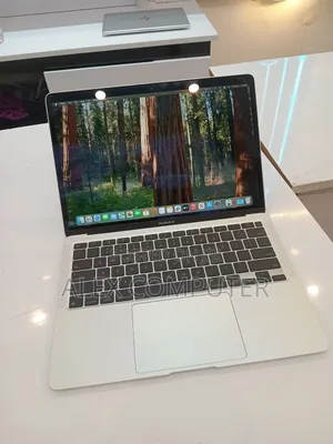 New Laptop Apple MacBook Air 2020 M1 16GB Apple M1 SSD 512GB