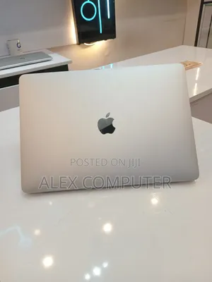 New Laptop Apple MacBook Air 2020 M1 16GB Apple M1 SSD 512GB