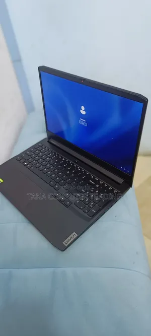 Laptop Lenovo IdeaPad 100 24GB AMD Ryzen 5 SSD 256GB